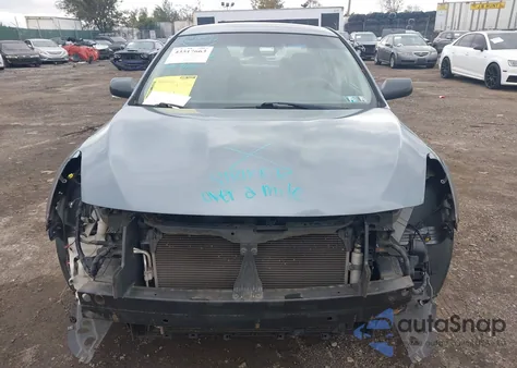 2010 Nissan Altima 2.5 S из США, поврежденный, VIN 1N4AL2AP4AN477057